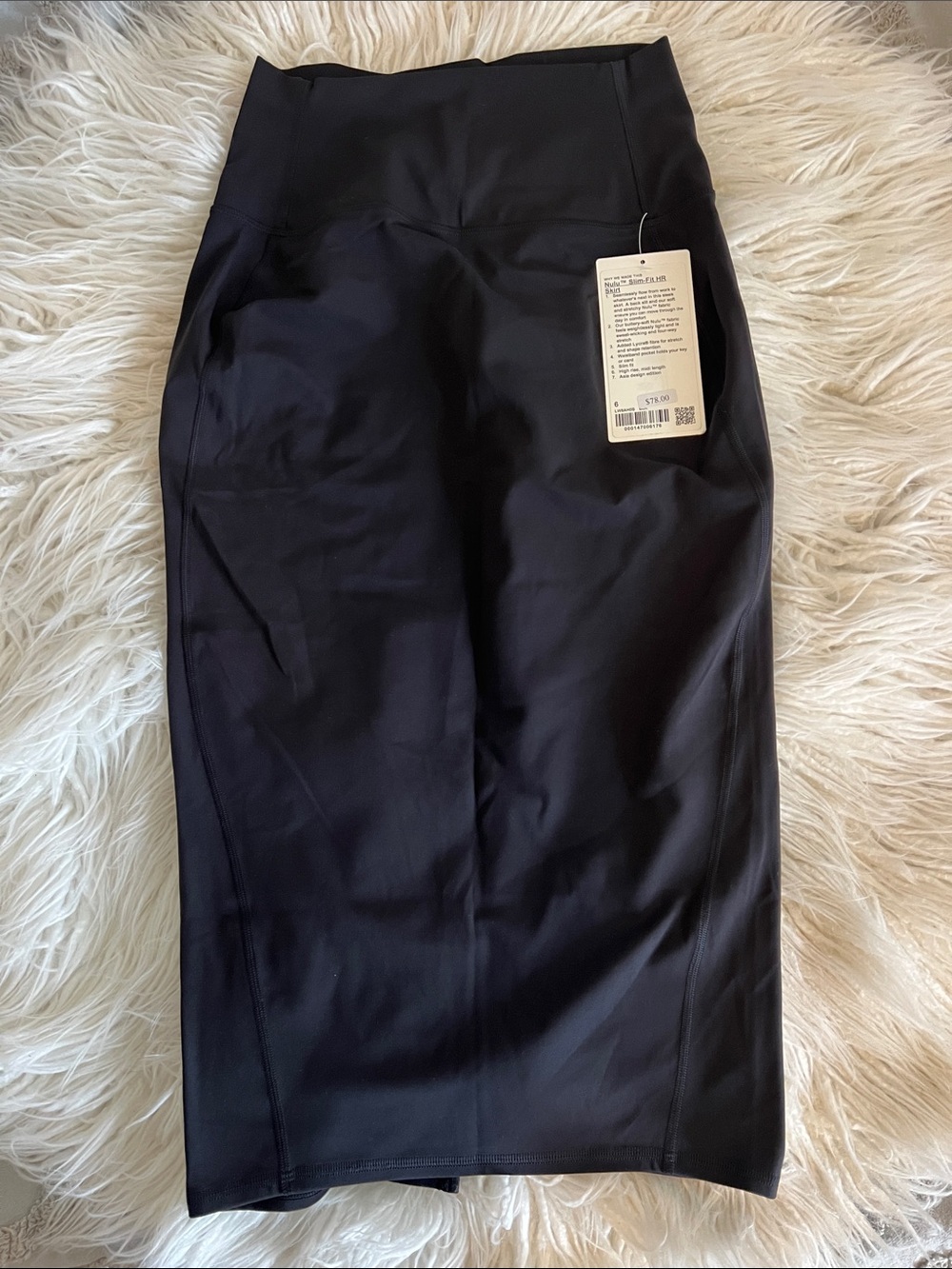 NWT Lululemon Skirt + Shorts - Picture 2 of 5